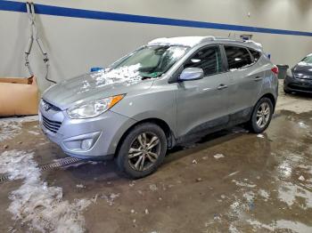  Salvage Hyundai TUCSON