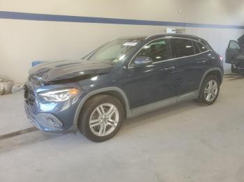  Salvage Mercedes-Benz GLA