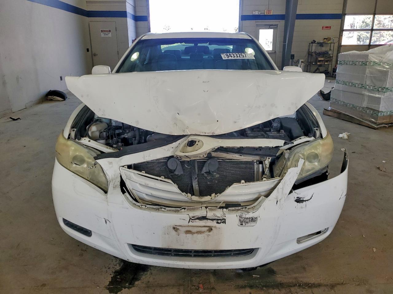 Toyota Camry Base Image 11