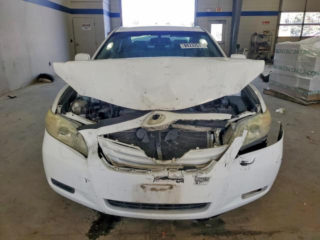 Toyota Camry Base Image 11