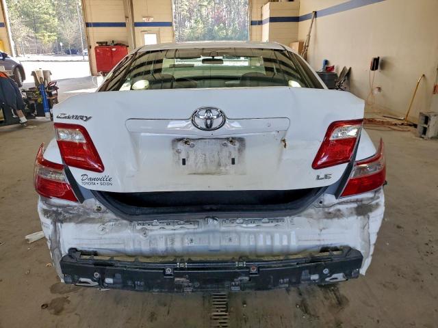 Toyota Camry Base Image 10