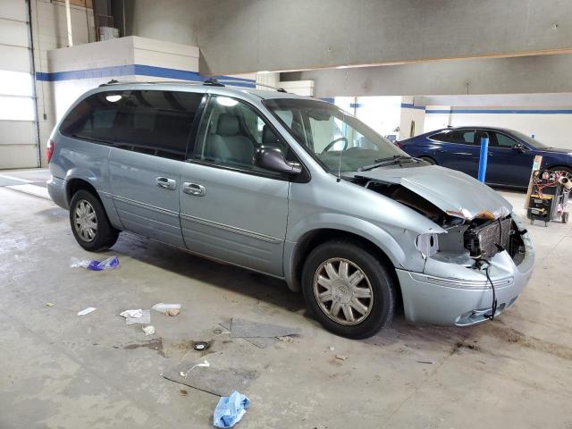 Chrysler Minivan Limited Image 11