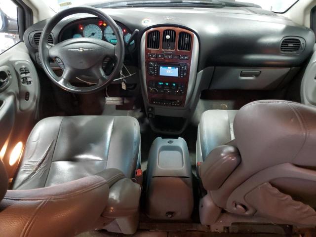 Chrysler Minivan Limited Image 13