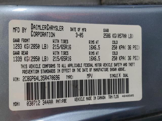 Chrysler Minivan Limited Image 14