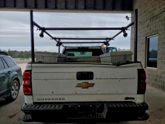 Chevrolet Silverado C1500 Image 6