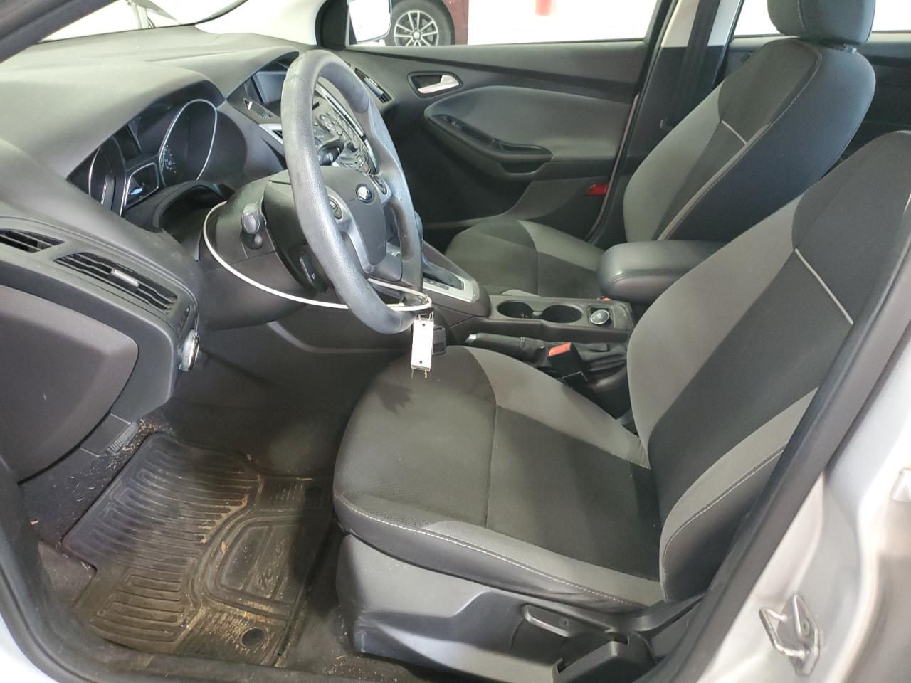 Ford Focus Se Image 12