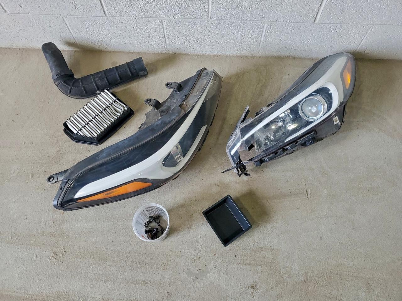 Kia Forte Lx Image 8