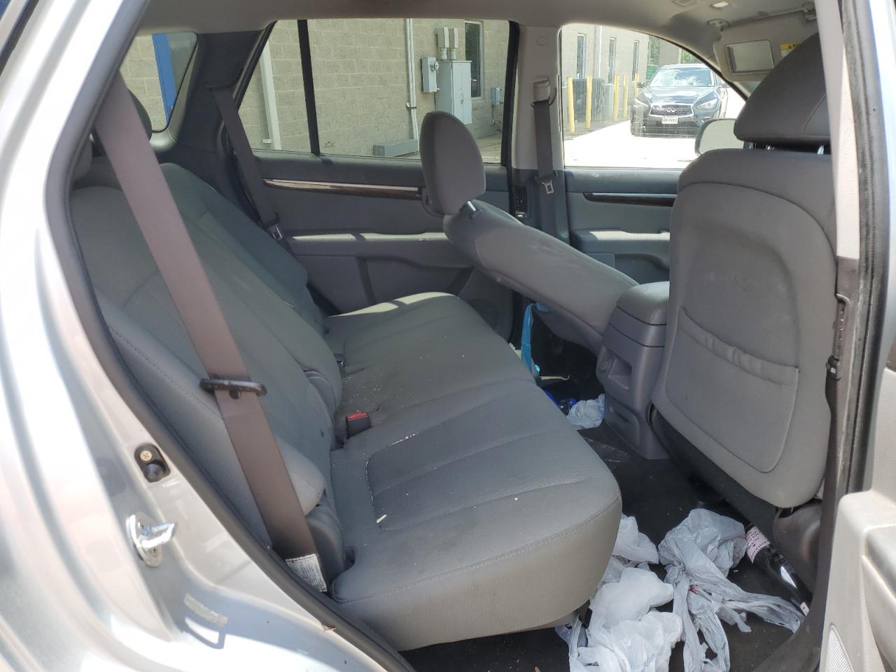 Hyundai SANTA FE Gls Image 10