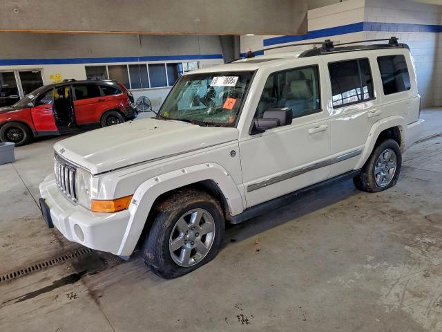  Salvage Jeep Commander