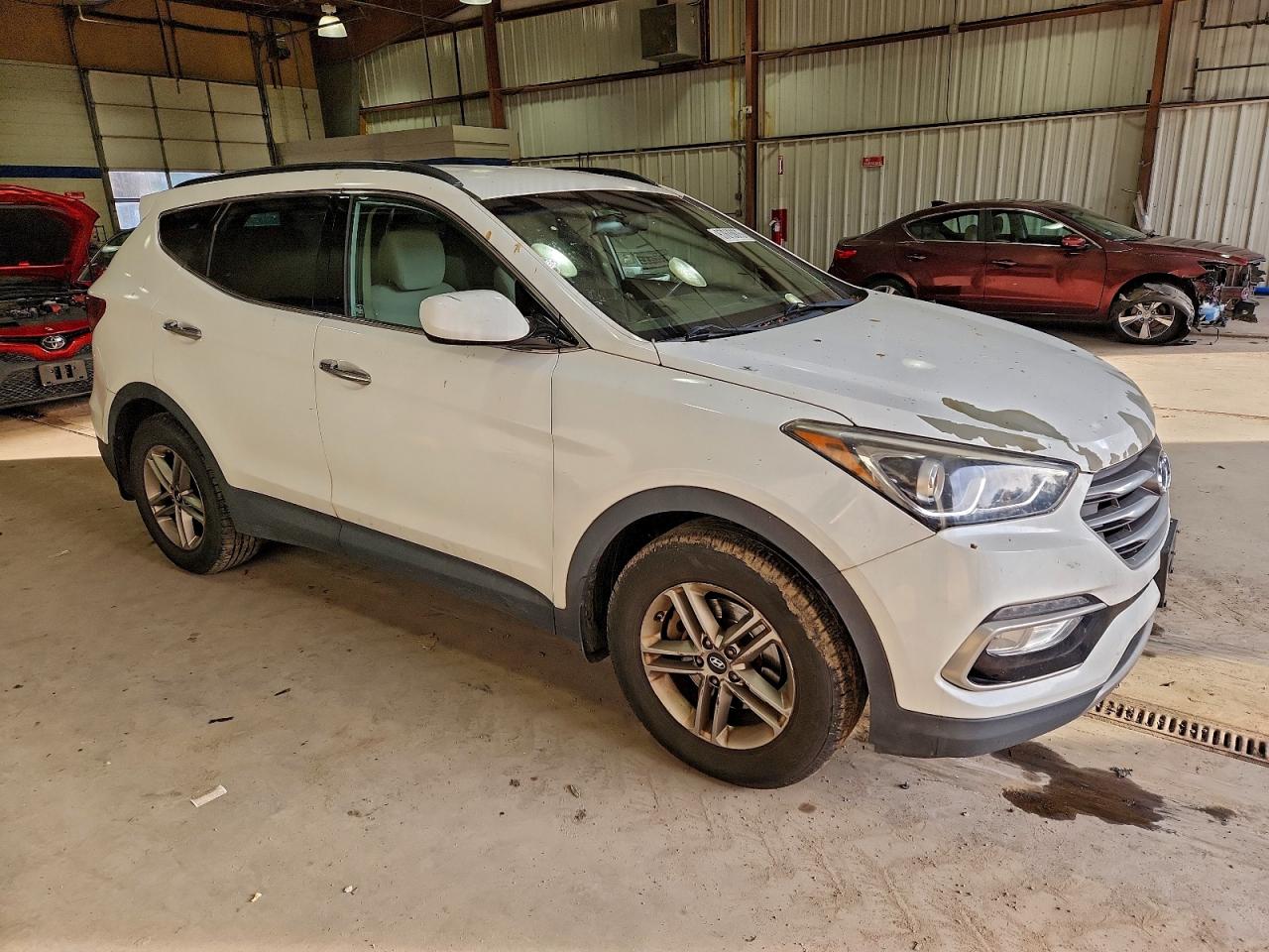Hyundai SANTA FE Image 4