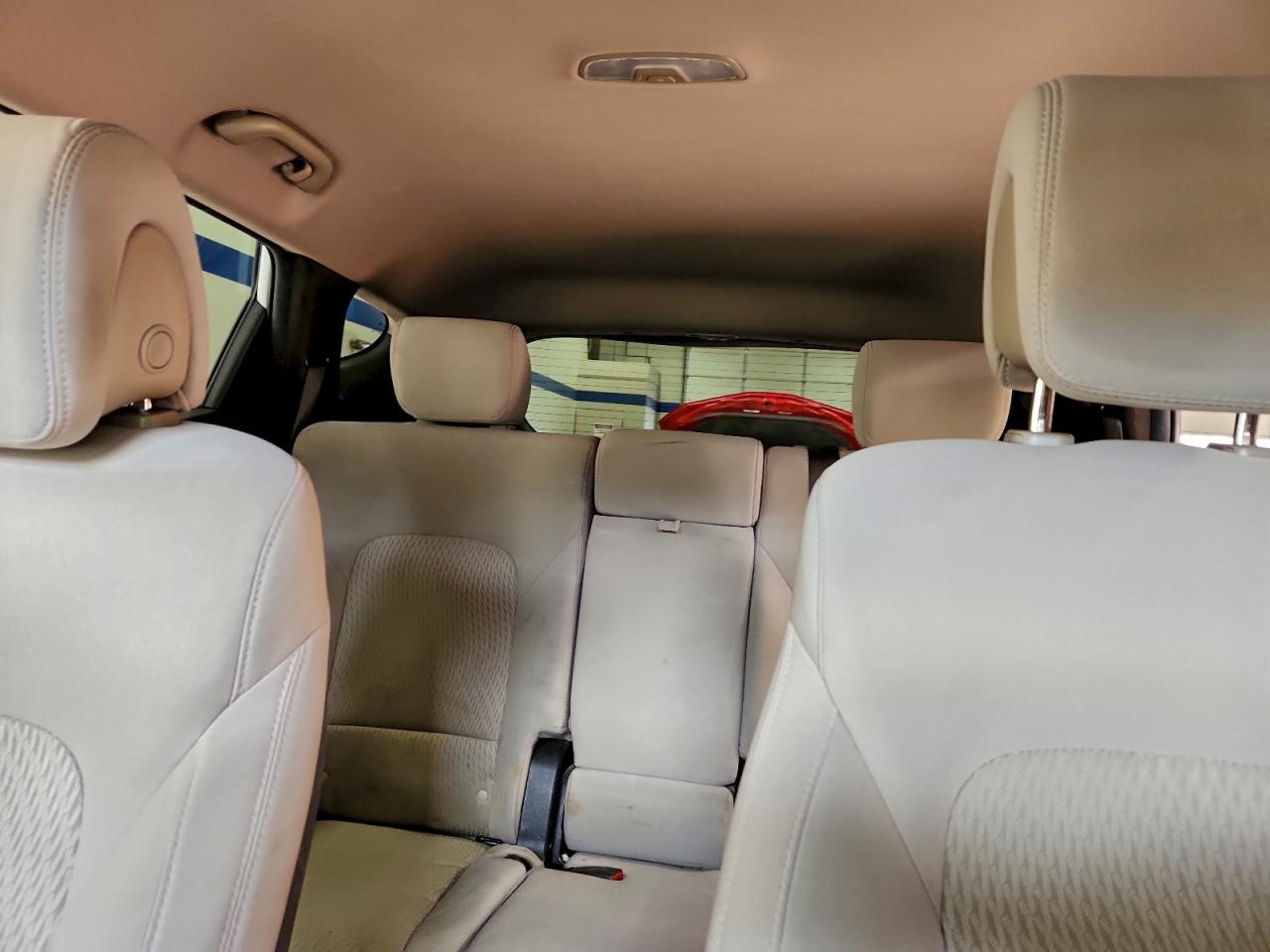 Hyundai SANTA FE Image 7