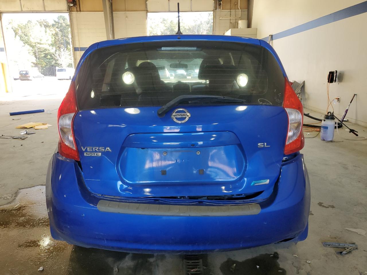 Nissan Versa S Image 2