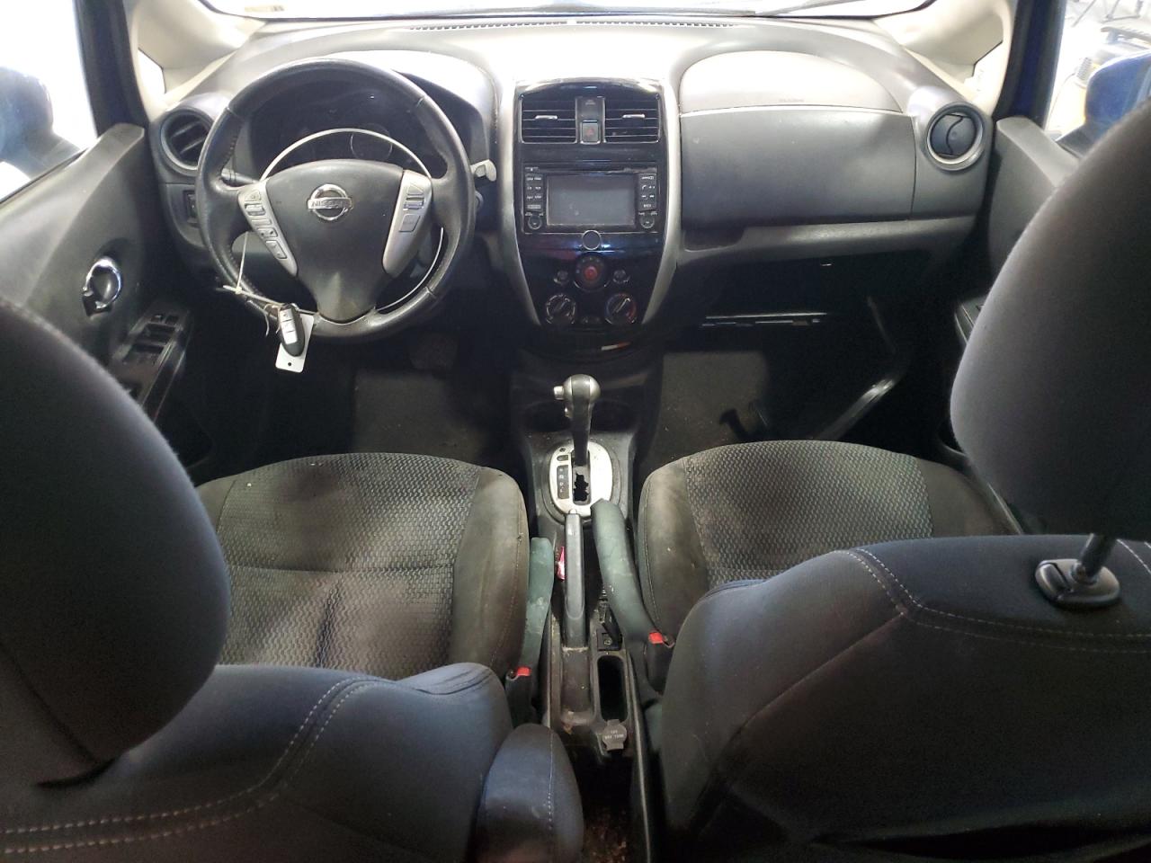 Nissan Versa S Image 7