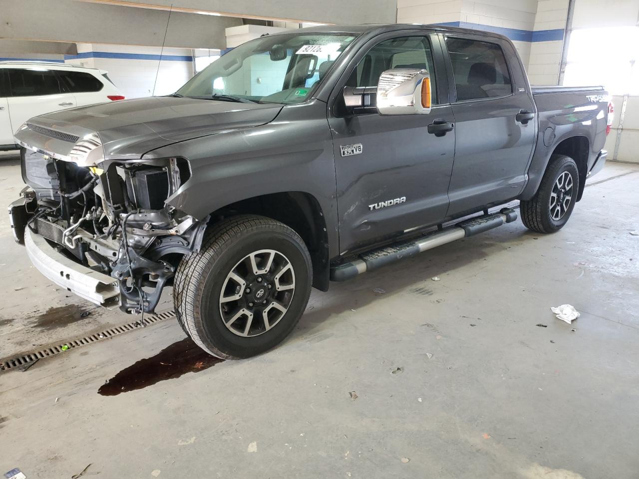 Toyota Tundra Crewmax Sr5 Image 1