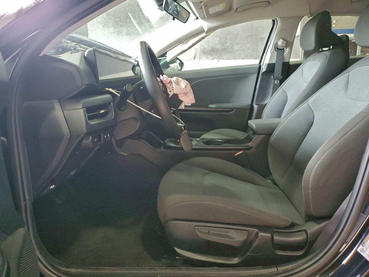 Kia K4 Lx Lx Image 4