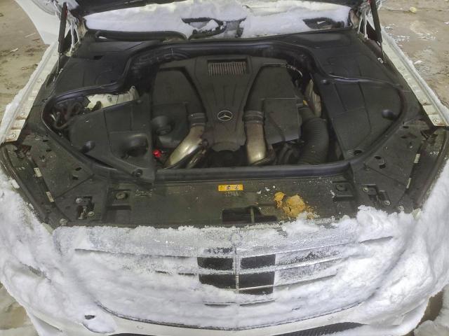 Mercedes-Benz S-Class 550 Image 10