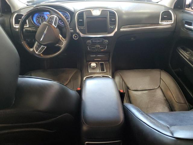 Chrysler 300 Image 6