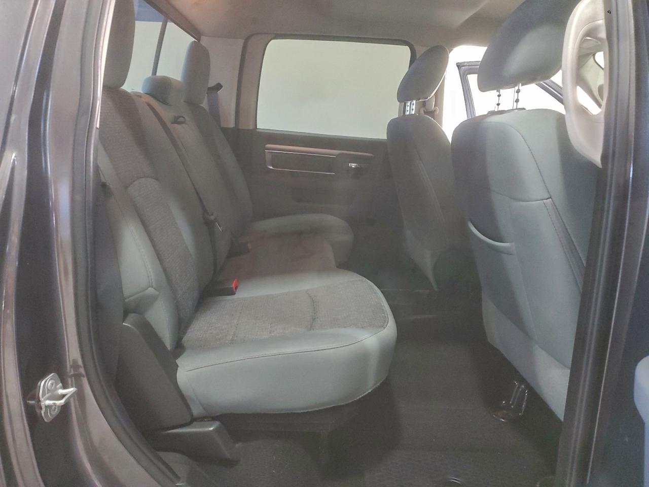 Ram 1500 Slt Image 4