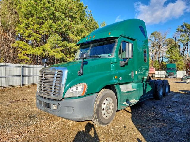 Freightliner Cascadia Image 3