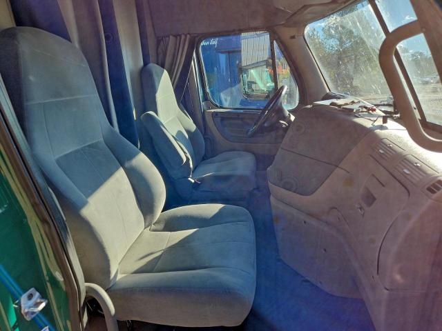 Freightliner Cascadia Image 10