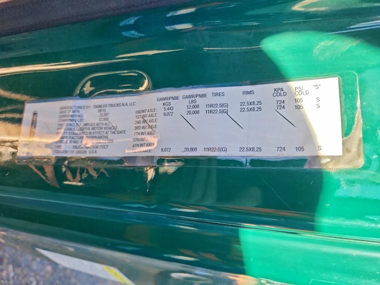 Freightliner Cascadia Image 9