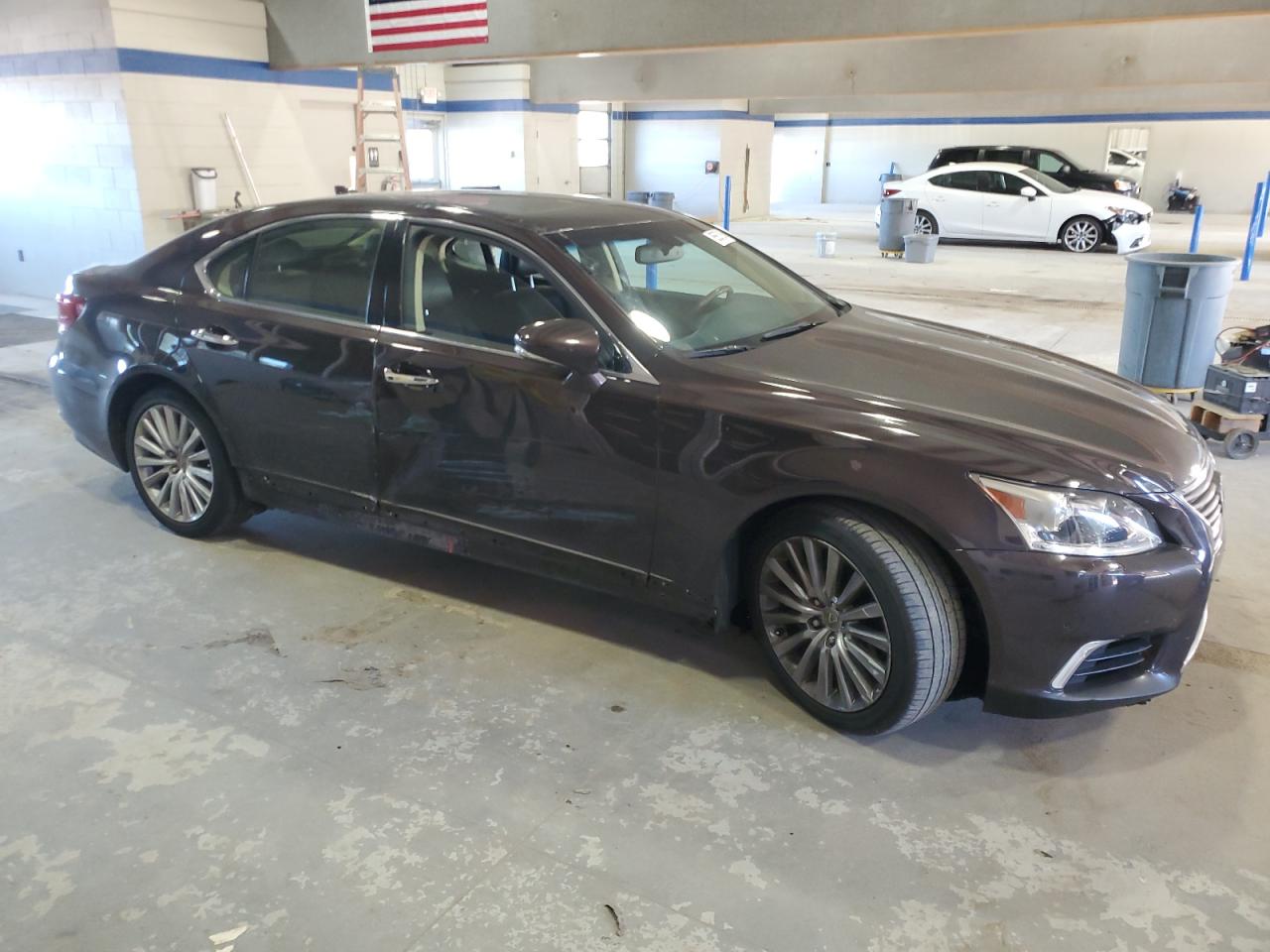 Lexus LS 460 Image 3