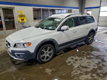  Salvage Volvo XC70