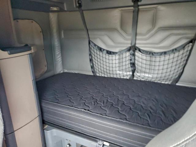 Freightliner Cascadia 1 Image 5
