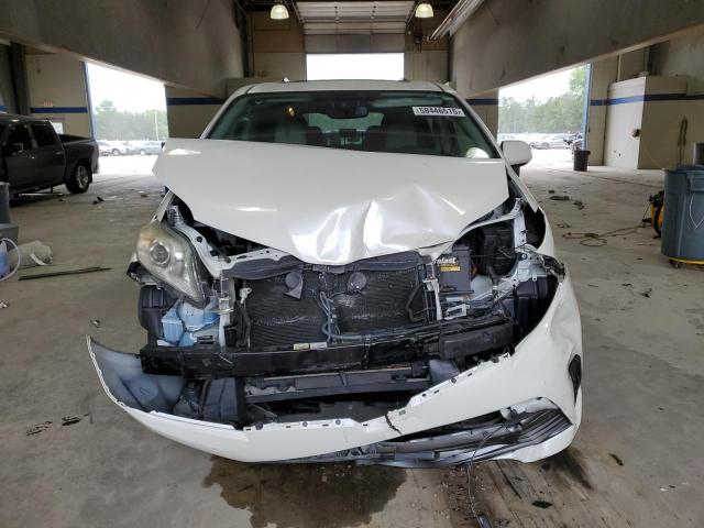 Toyota Sienna Xle Image 12