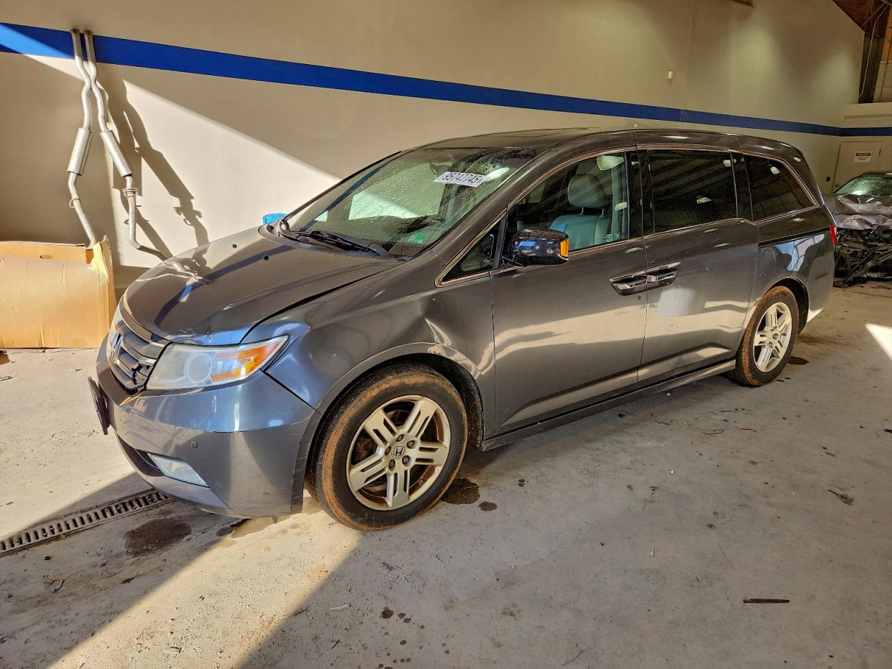 Honda Odyssey Touring Image 1