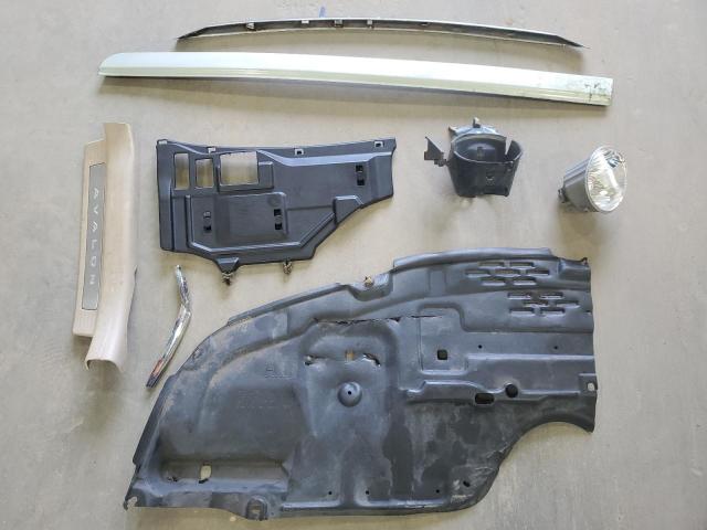 Toyota Avalon Xl Image 9