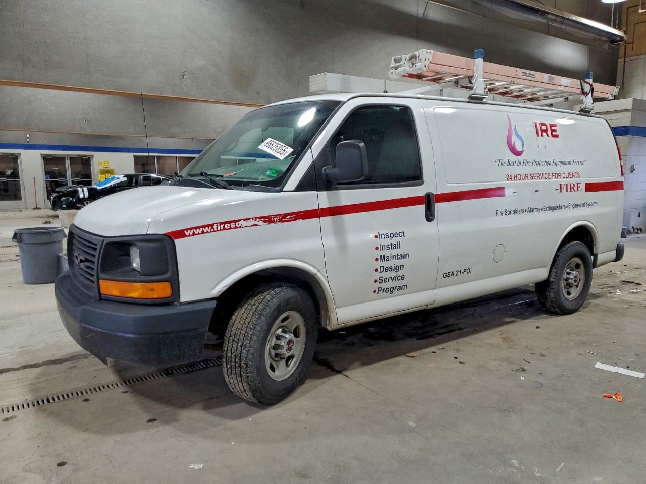 GMC Savana G2500 Image 1