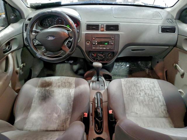 Ford Focus Zx4 Image 13