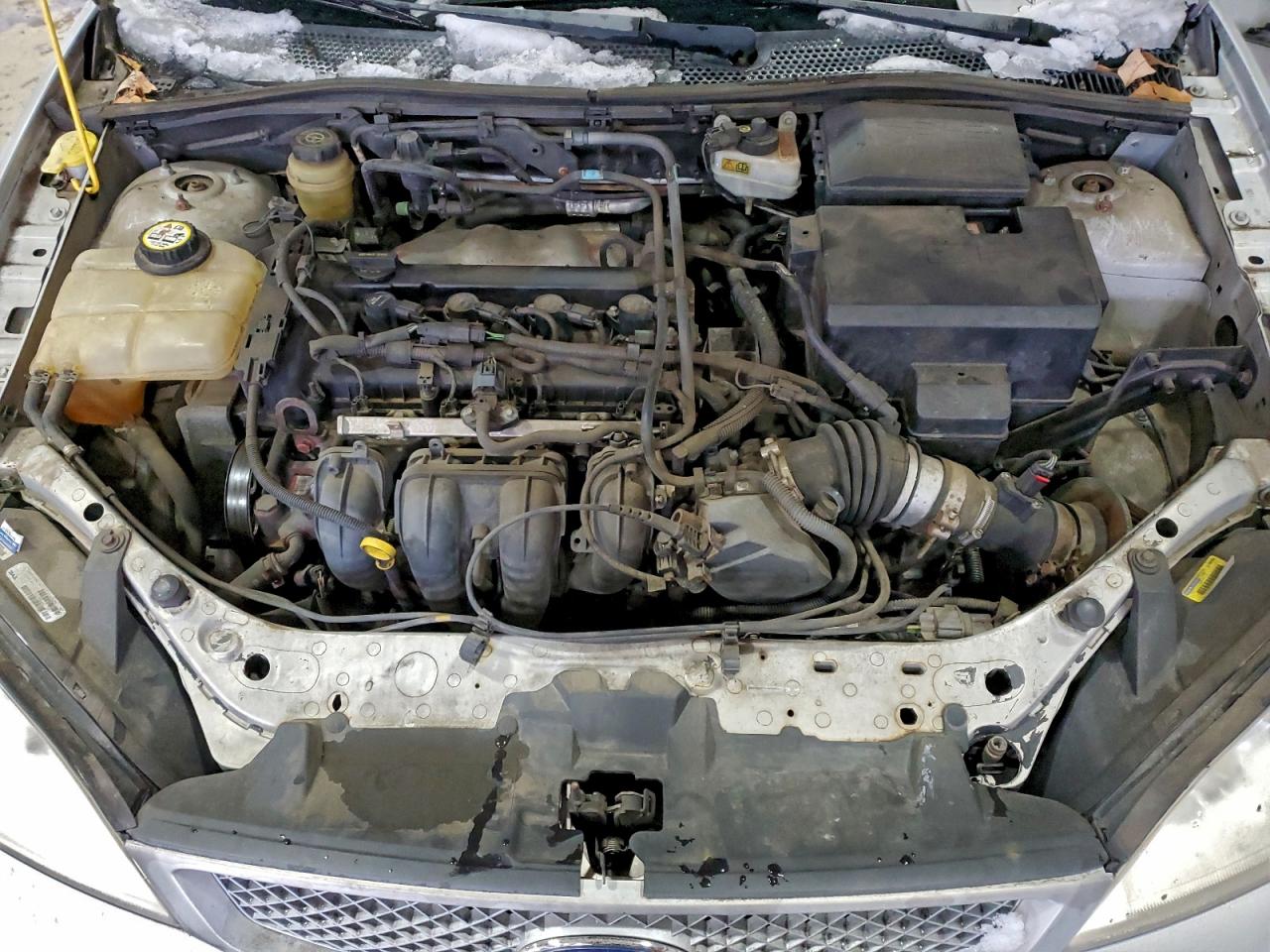 Ford Focus Zx4 Image 2