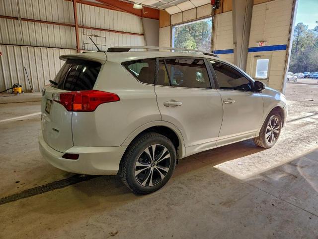 Toyota RAV4 Limited Image 3