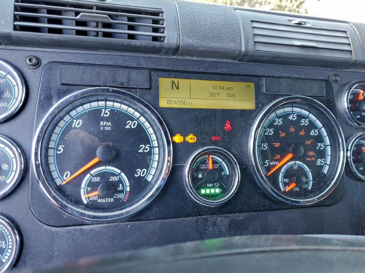 Freightliner Cascadia 1 Image 10