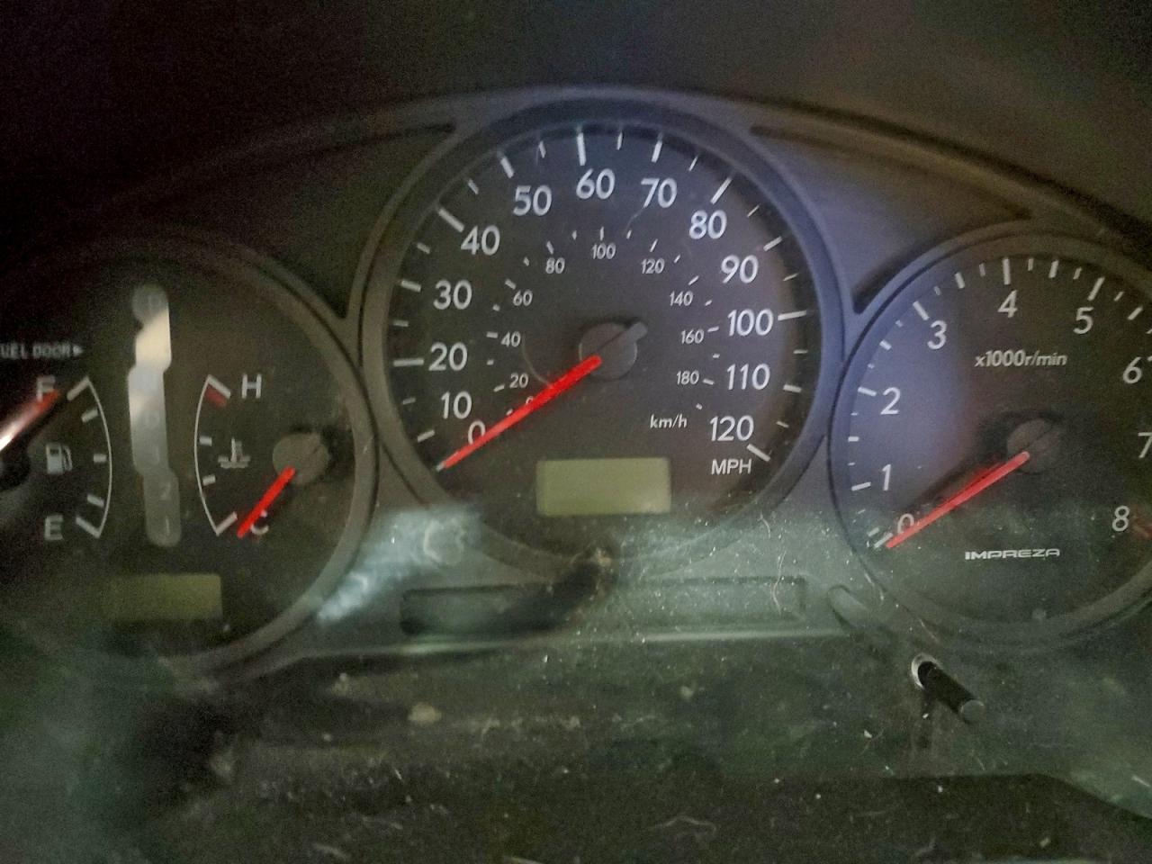 Subaru Impreza 2.5i Image 10