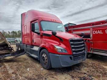  Salvage Freightliner Cascadia 1