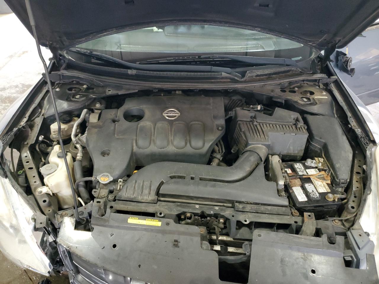 Nissan Altima Base Image 10