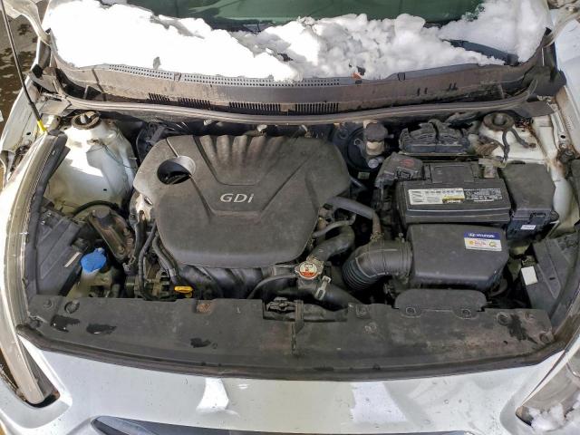 Hyundai ACCENT Se Image 11