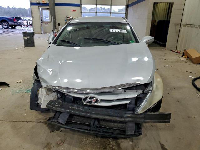 Hyundai SONATA Gls Image 12