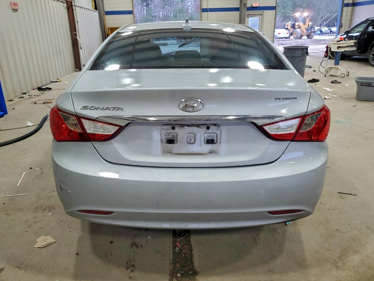 Hyundai SONATA Gls Image 9