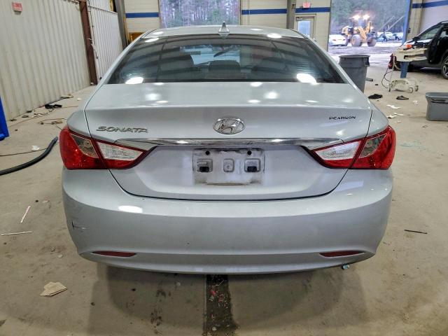 Hyundai SONATA Gls Image 9