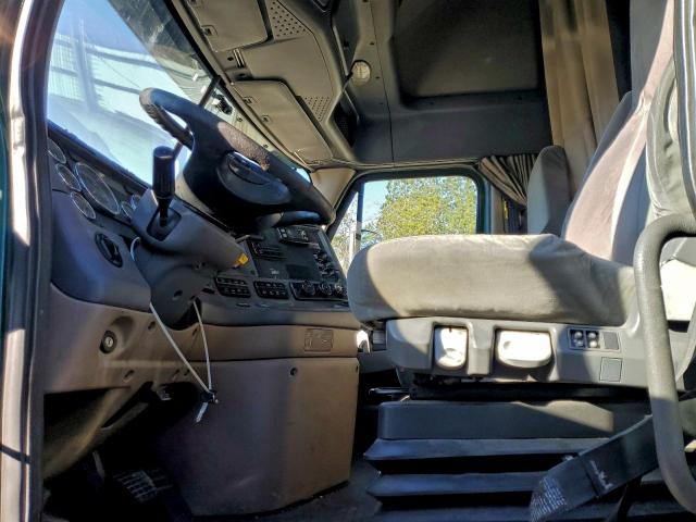 Freightliner Cascadia 1 Image 7