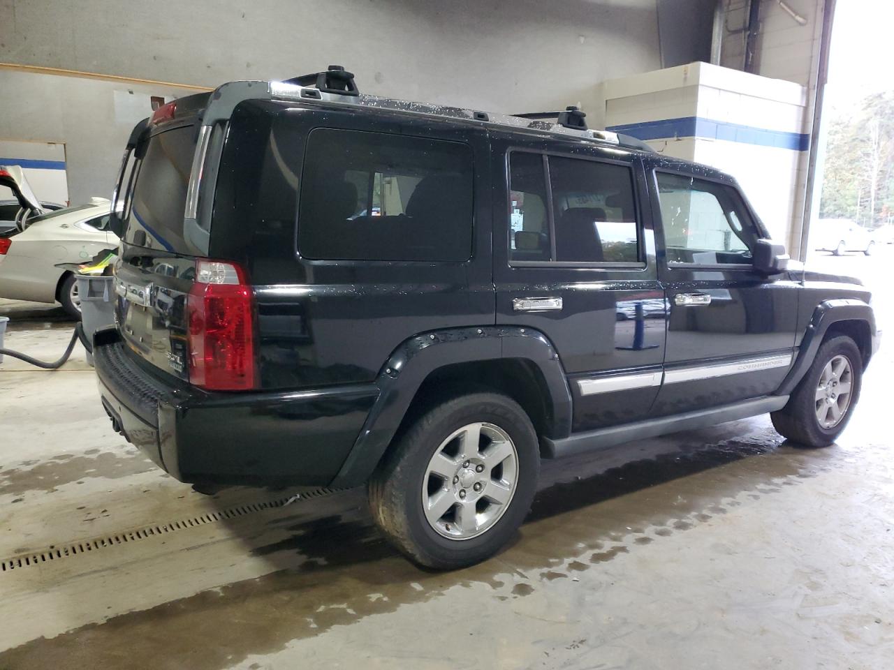 Jeep Commander Limited Image 7