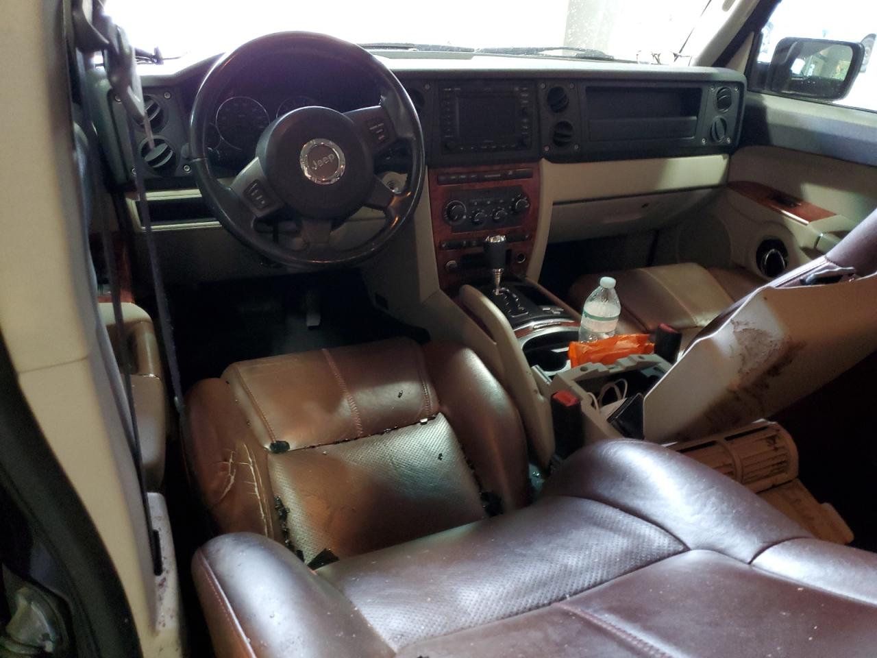 Jeep Commander Limited Image 5