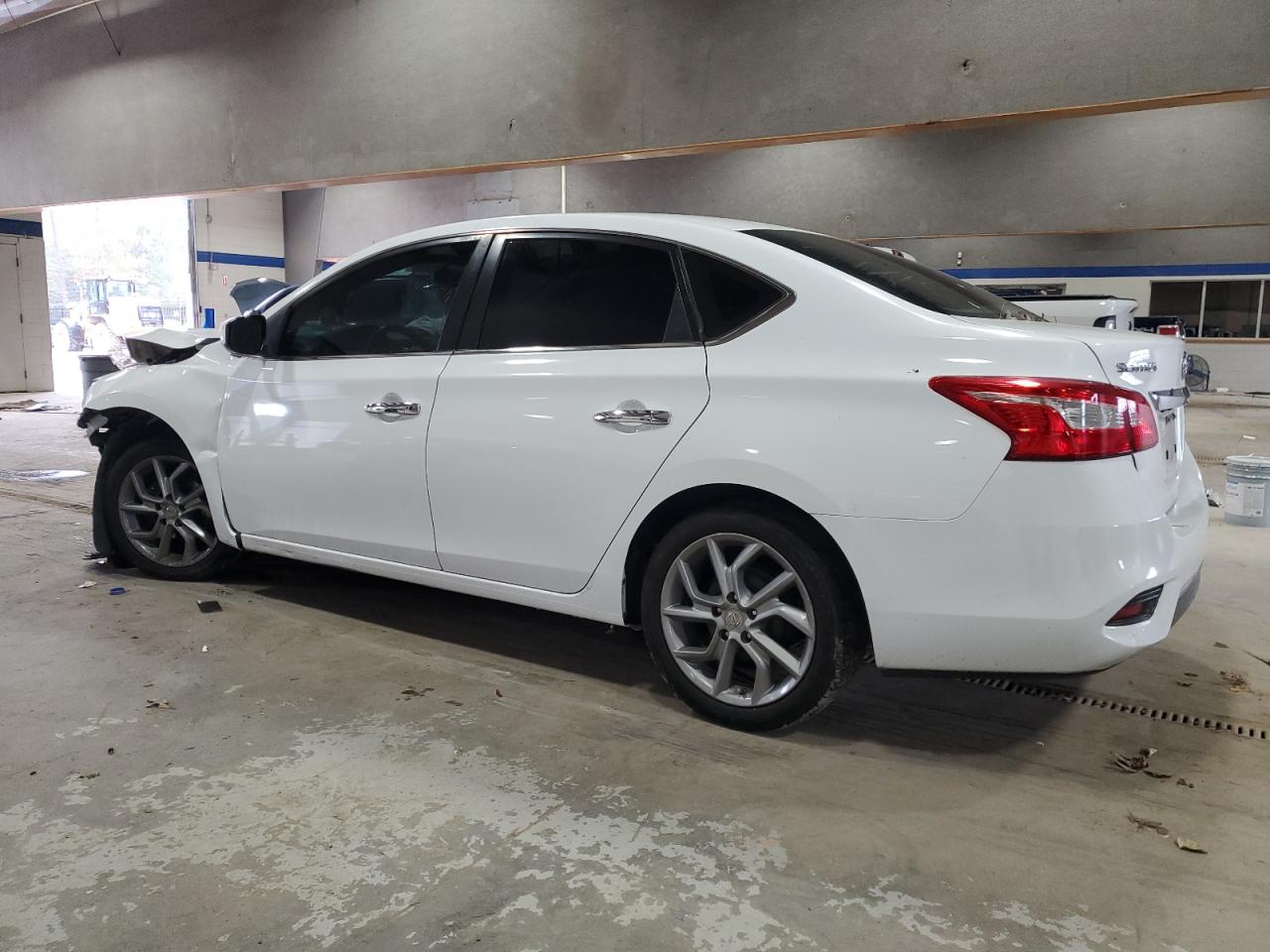 Nissan Sentra S Image 3