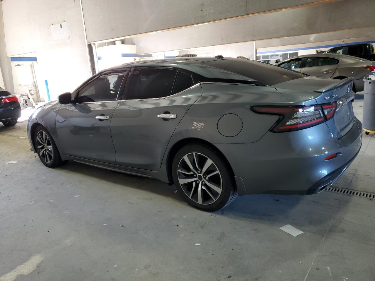 Nissan Maxima S Image 11