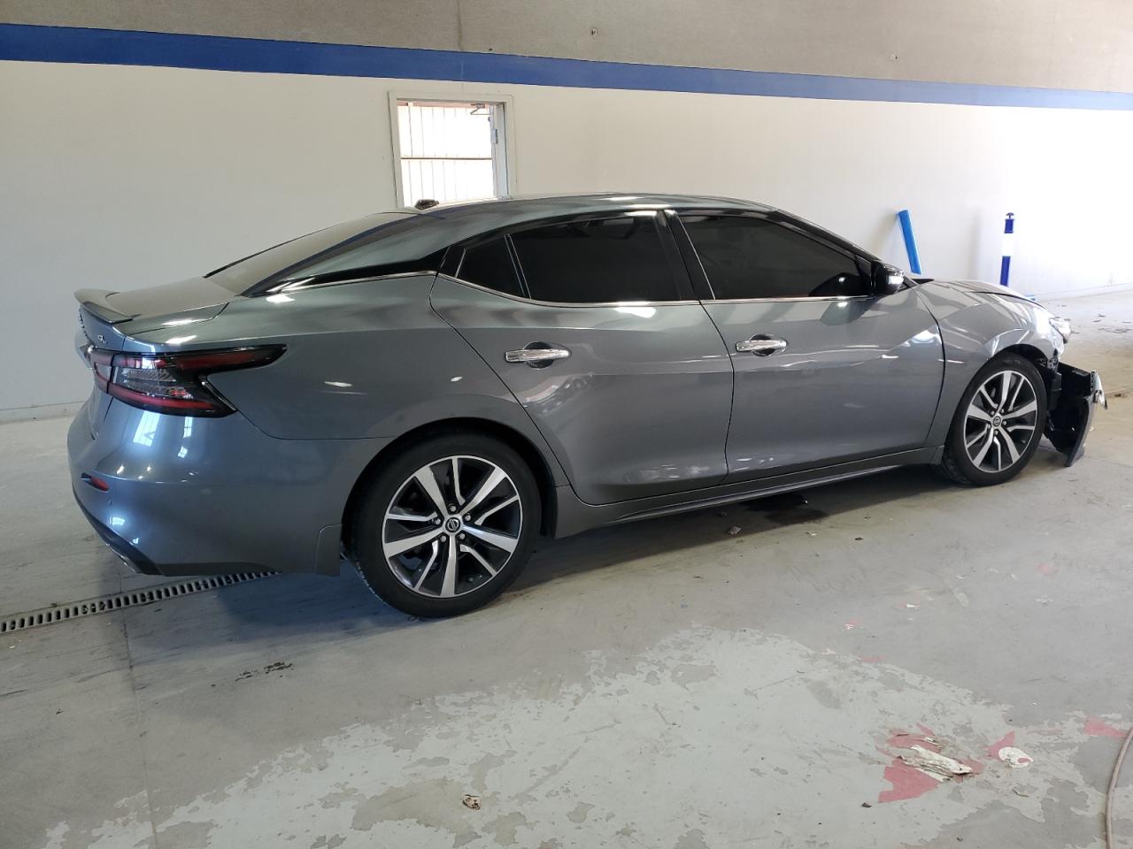 Nissan Maxima S Image 10