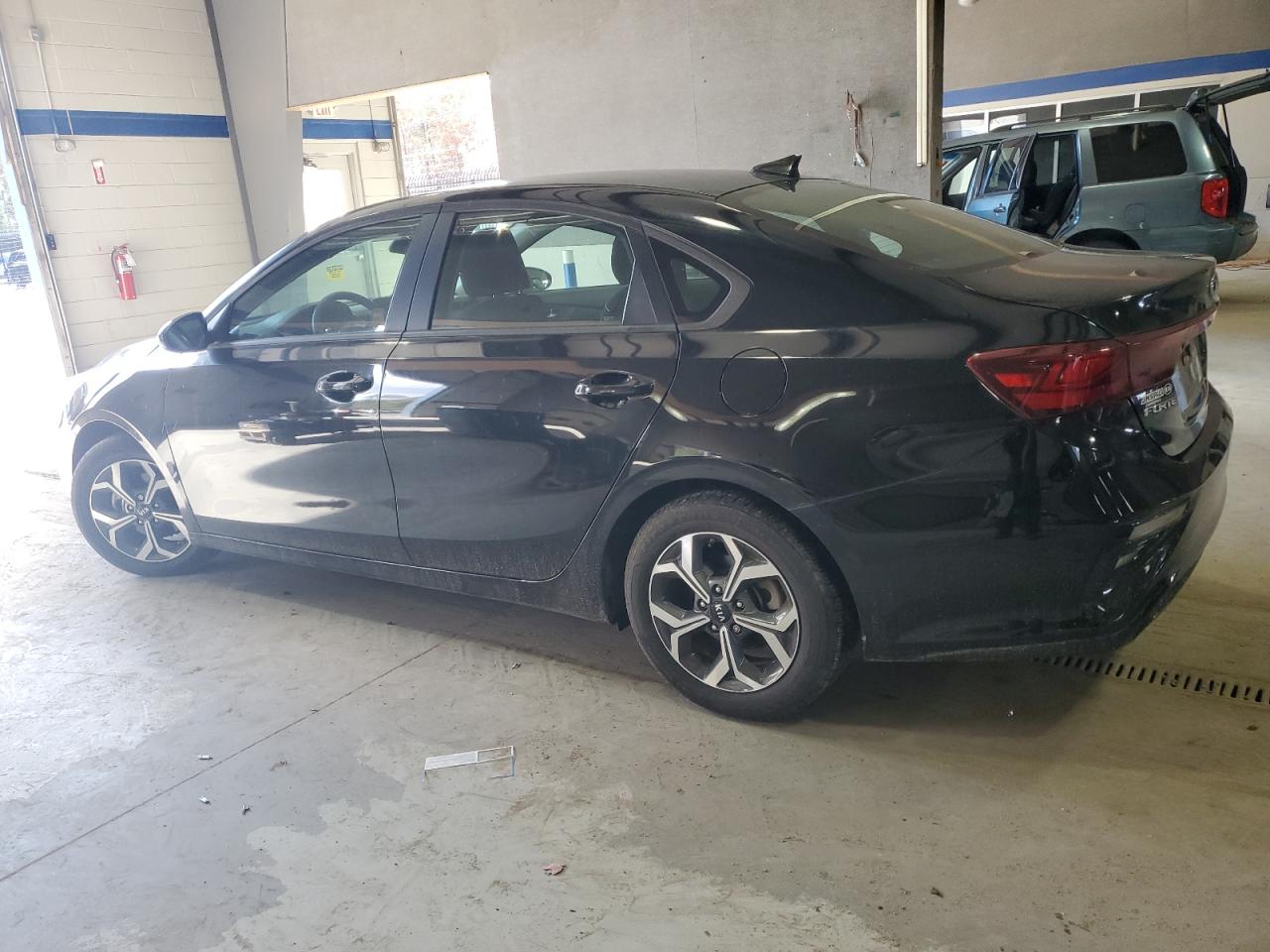 Kia Forte Fe Image 5
